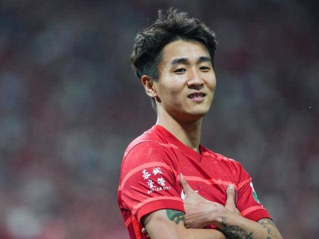 天天盈球-【官宣】韦世豪与成都蓉城续约 继续身披7号战袍